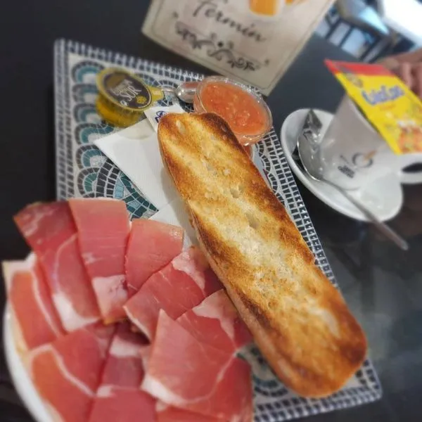Desayunos en Bar Fermín